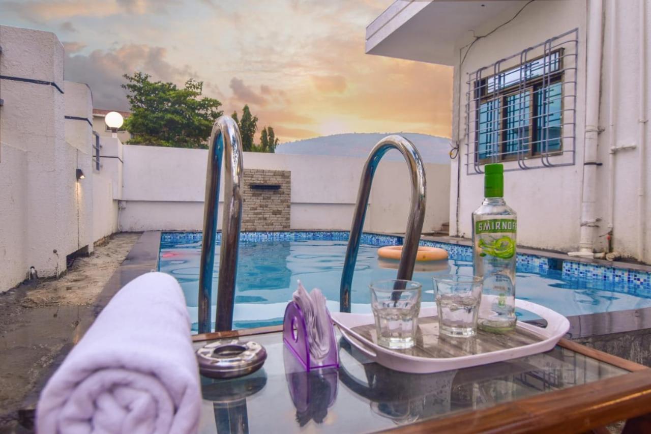 Prince Villa 3Bhk Lonavala Eksteriør billede