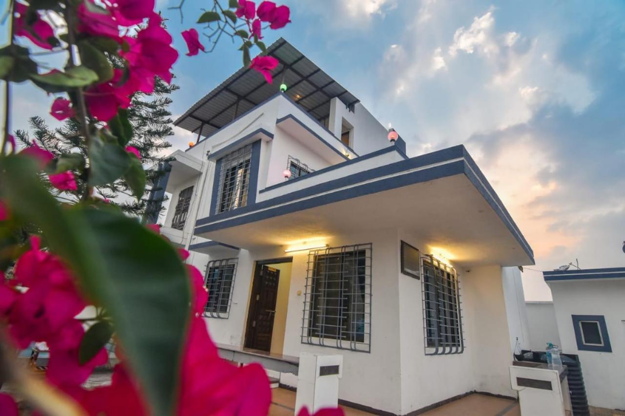 Prince Villa 3Bhk Lonavala Eksteriør billede
